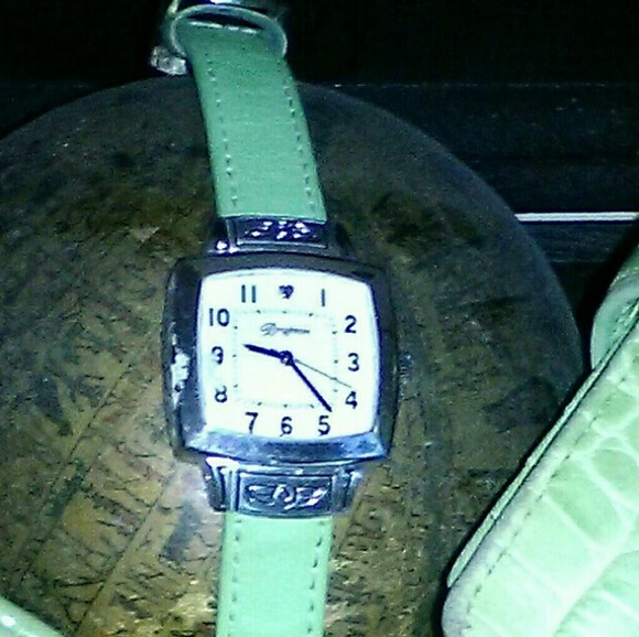 🌸Authentic Brighton watch 🌸orchard style🌺 with - Picture 1 of 3
