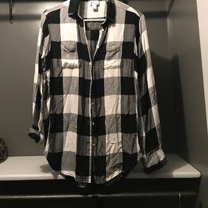 NWOT women's plaid