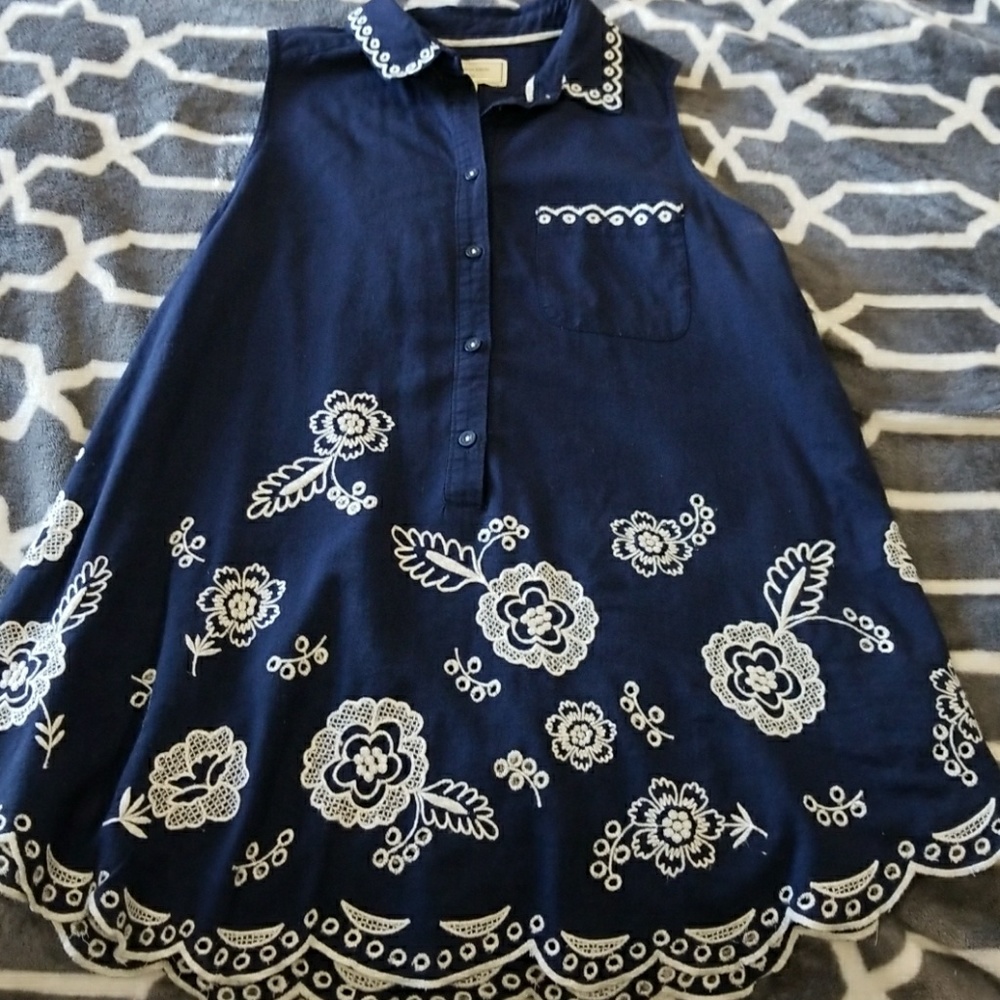 Embroidered top