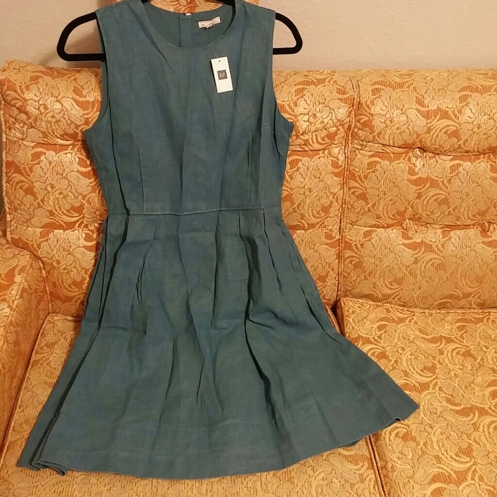 NWT Gap Dress