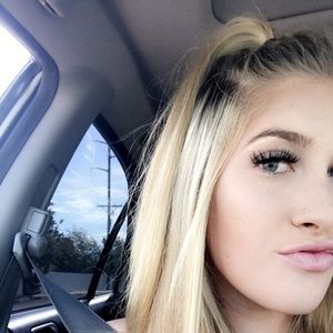 Meet your Posher, Raegan