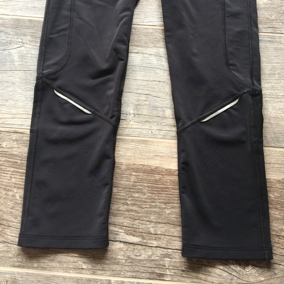 Under Armor Compression Cropped Tights Size Small - Picture 4 of 8