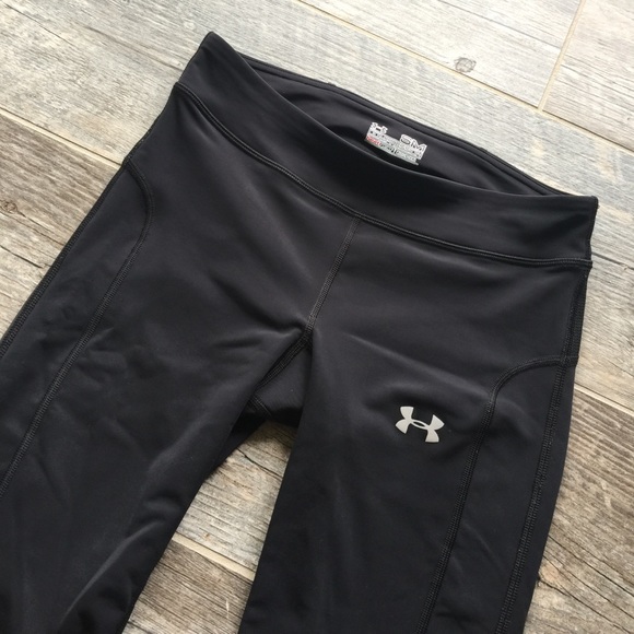 Under Armor Compression Cropped Tights Size Small - Picture 5 of 8