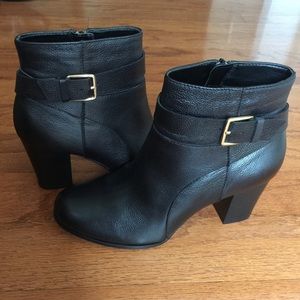 Cole Haan Ankle Boot in size 6.5.