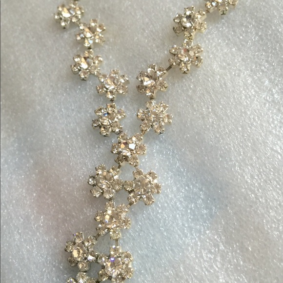 Crystal Drop Choker - Picture 2 of 4