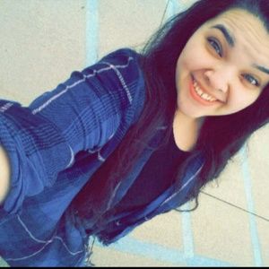 Meet your Posher, Whitney