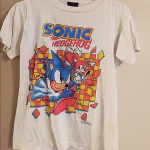 Vintage sonic the hedgehog t shirt