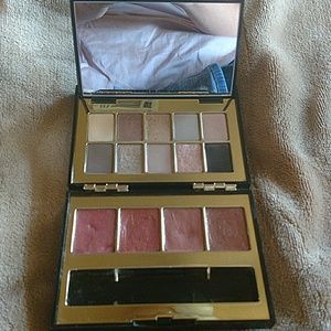 Bobbi Brown eyes and lips pallet used