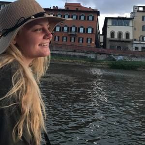 Meet your Posher, Katie