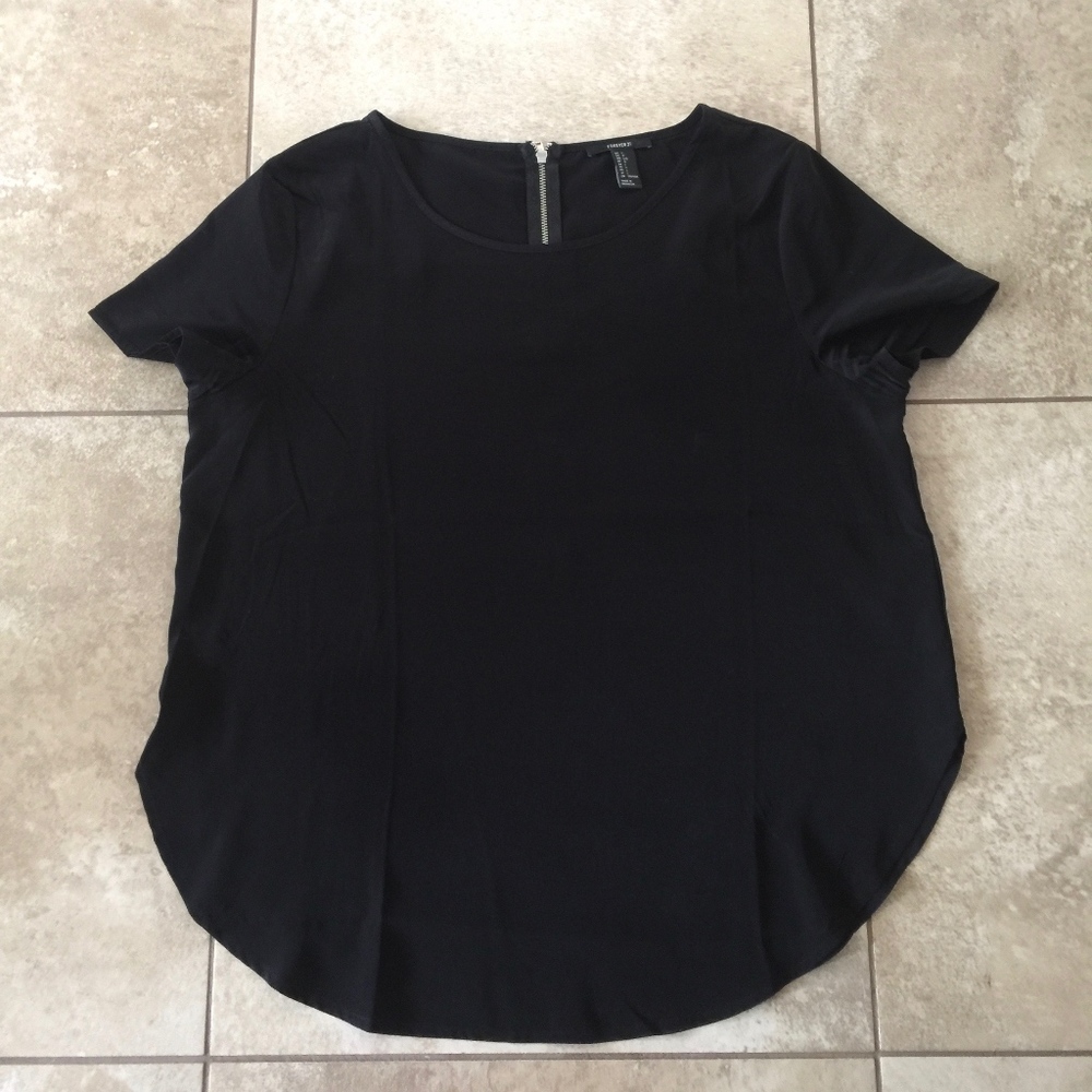 Forever 21 silky tee with exposed zipper