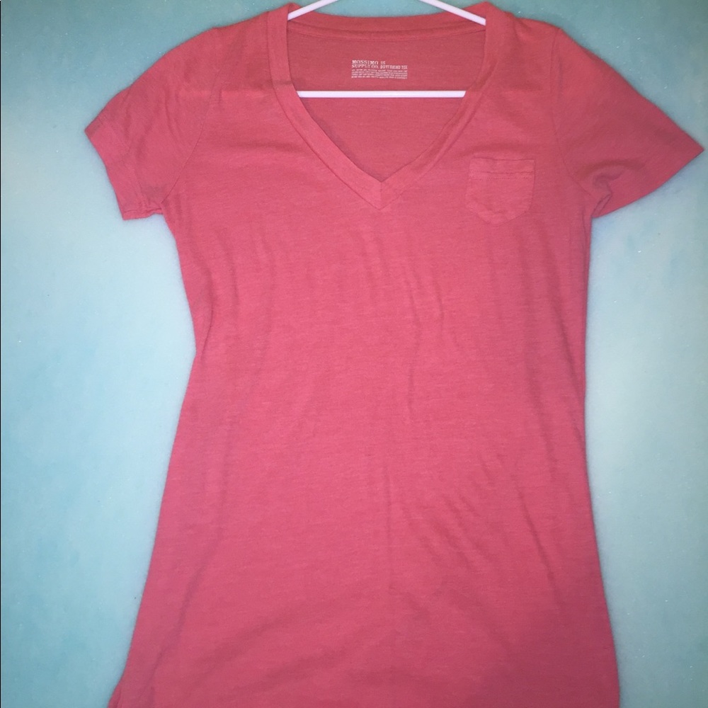 Boyfriend v-neck tee.