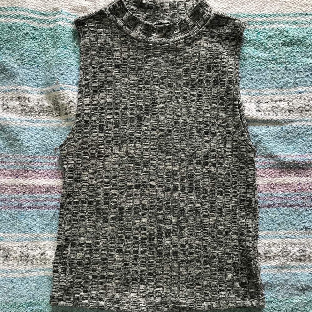 ✨SALE✨ Mock Neck Top