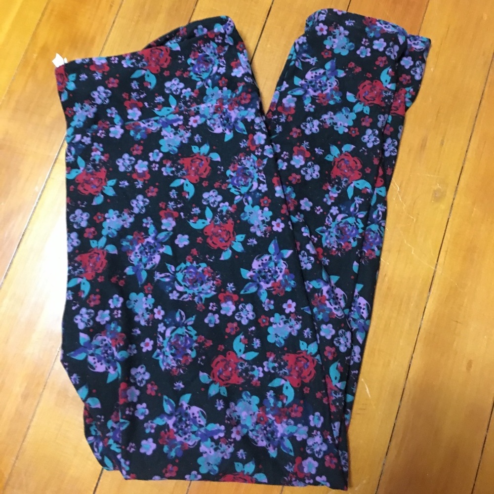 LulaRoe TC Floral black leggings