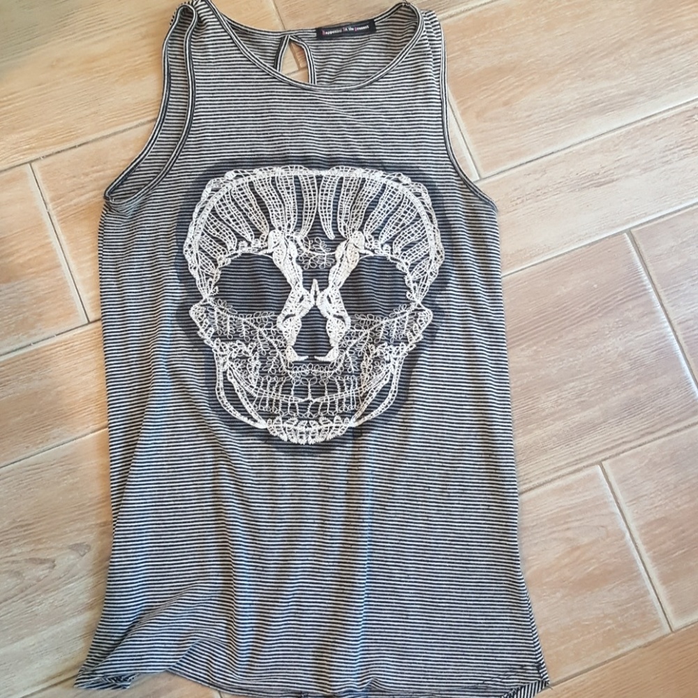 Black and White skull tank