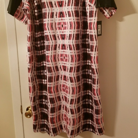 Eloquii Trendy Bodycon Dress - Picture 4 of 7