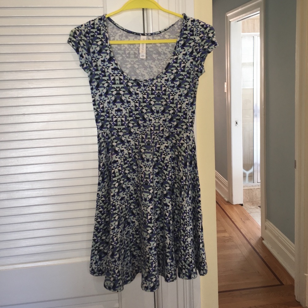 AÉROPOSTALE geometric skater dress