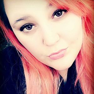 Meet your Posher, Carly