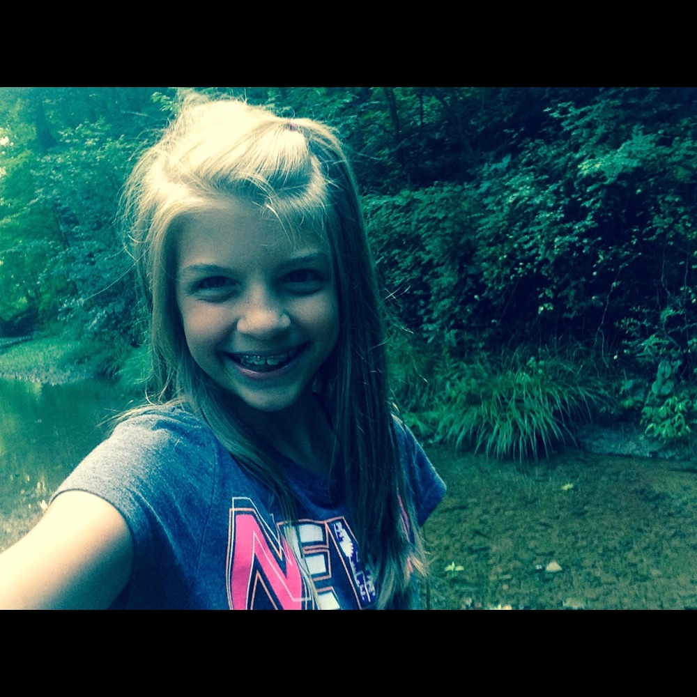 Meet your Posher, Kaylie