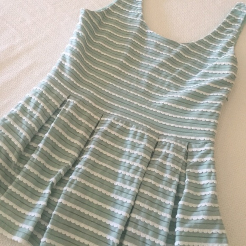Mint & White Scallop Peplum Top