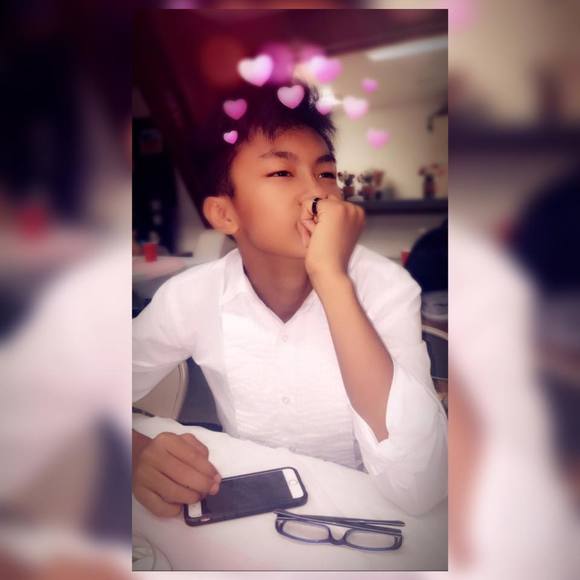 Meet your Posher, Simon - Picture 1 of 1