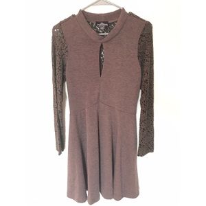 NEW brown laceback keyhole long-sleeve Angie dress