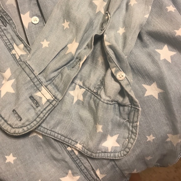 Super cute long sleeve ⭐️ shirt/jacket - Picture 3 of 5