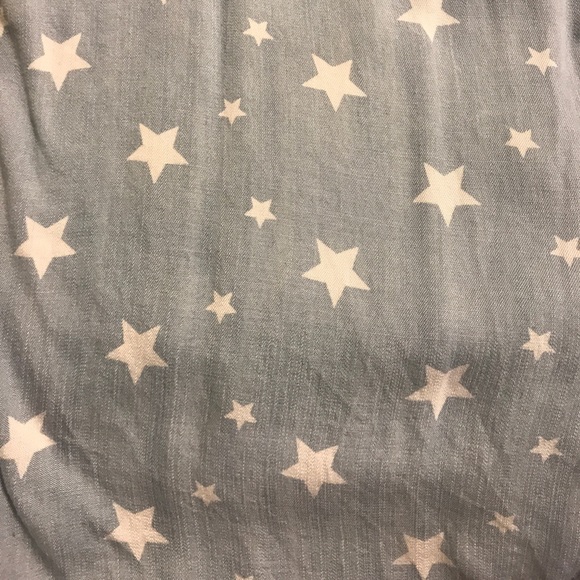 Super cute long sleeve ⭐️ shirt/jacket - Picture 4 of 5