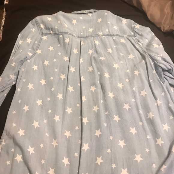 Super cute long sleeve ⭐️ shirt/jacket - Picture 5 of 5