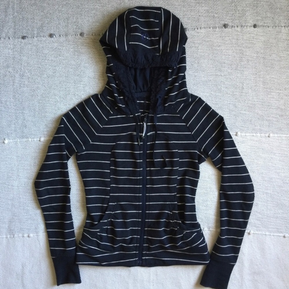 Lululemon Hoodie 4
