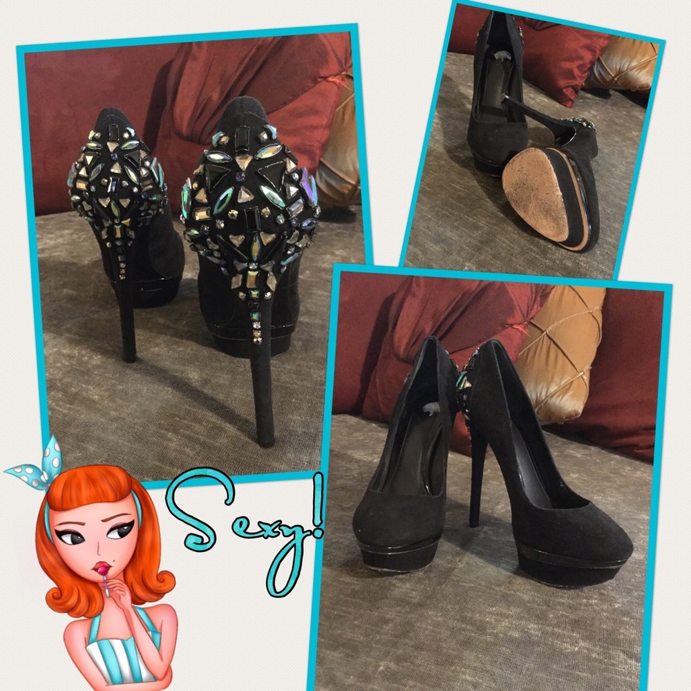 Brian Atwood Suede pumps