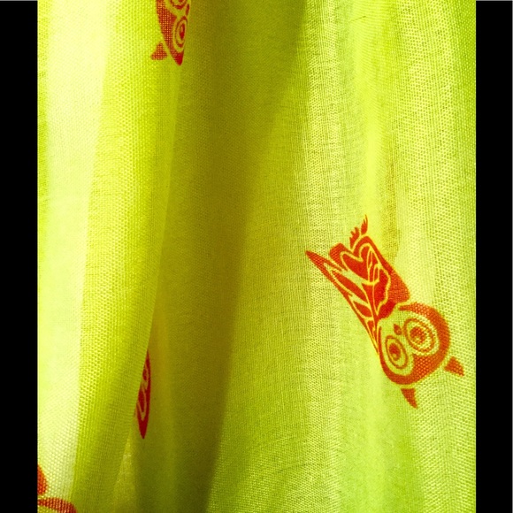 Yellow Orange Owl Fashion Neck Scarf NWOT - Picture 4 of 5