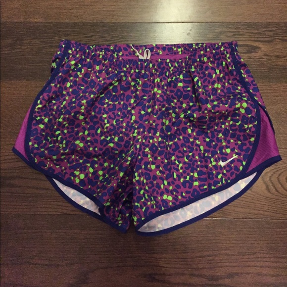 Nike Pants - Nike tempo shorts