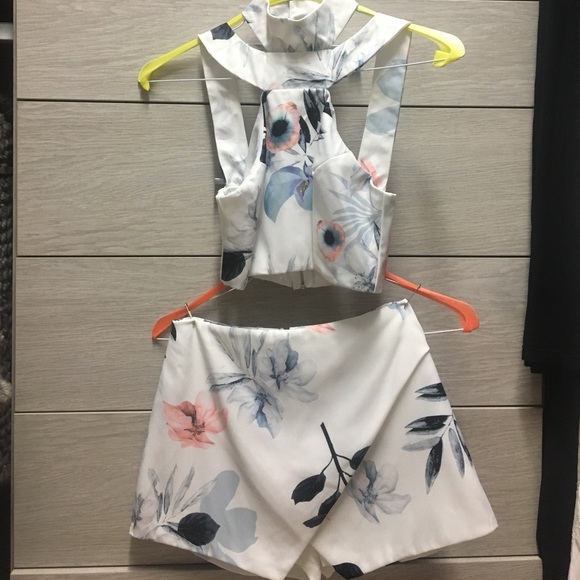 Two piece skirt and crop top set from Vestique - Picture 3 of 3