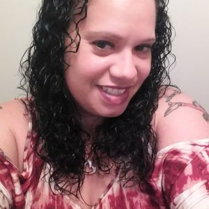 Meet your Posher, Ivette