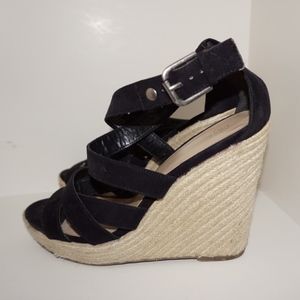 Black Wedges