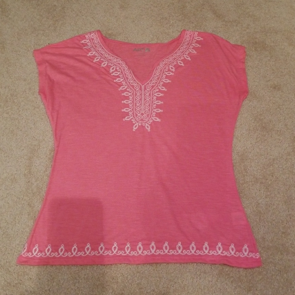 Apt. 9 V-Neck Embroidered Top