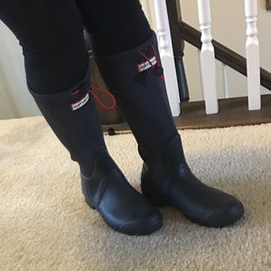 Rain boots in navy