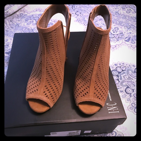 INC International Concept Ranae Wedge Shooties - Picture 1 of 5