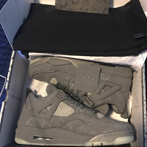 Air Jordan 4 kaws RARE size11 unworn 100%Authentic main image 6