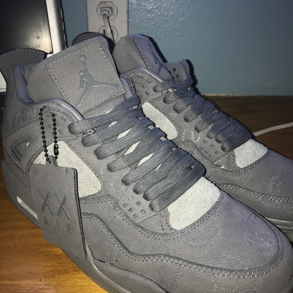 Air Jordan 4 kaws RARE size11 unworn 100%Authentic main image 2