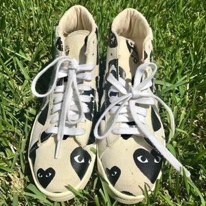 Converse COMME des CARÇONS PLAY hightop sneakers!!