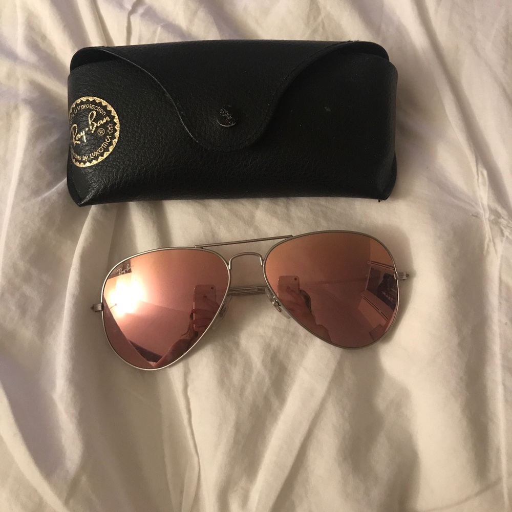 Rose gold aviator ray bans