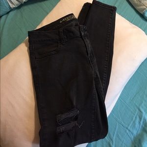 Black American eagle distressed skinny jeans