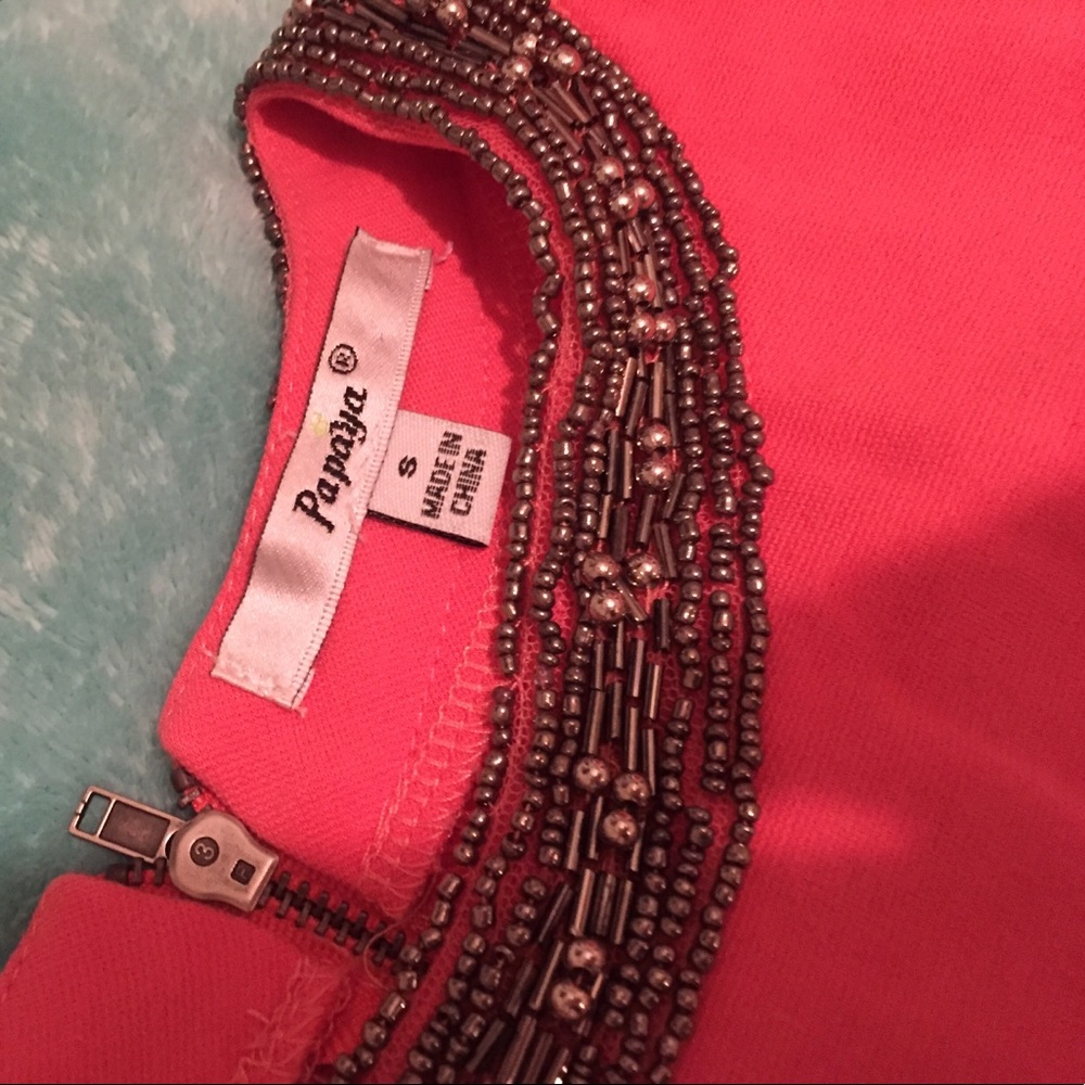 cute pinkish crop top size s from papaya !