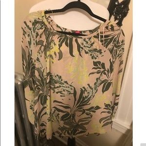 Botanical pattern Vince Camuto Blouse