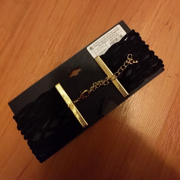 Suede Braided 2 inch Choker - Picture 4 of 4