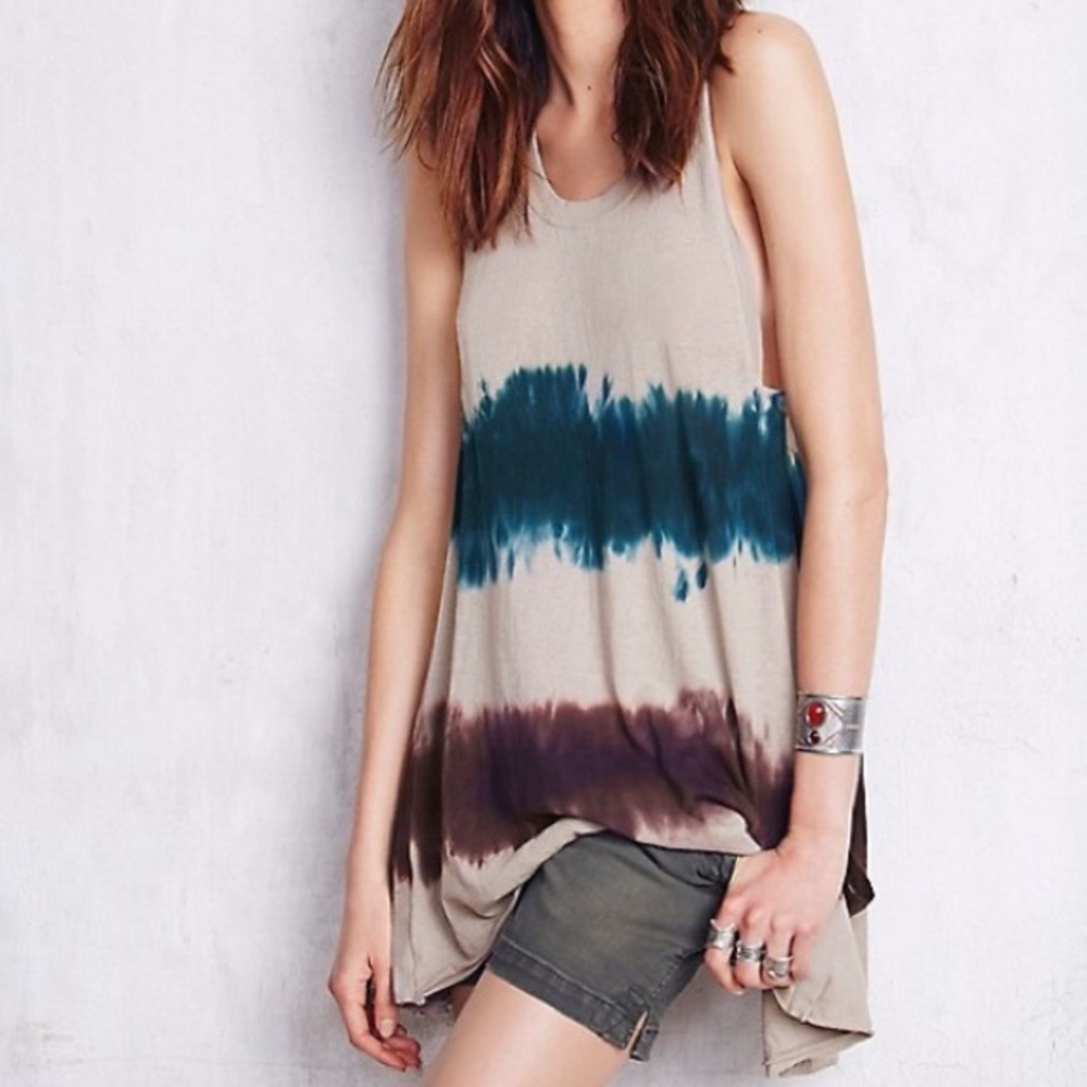 SOLD***We The Free Sunrise Tunic