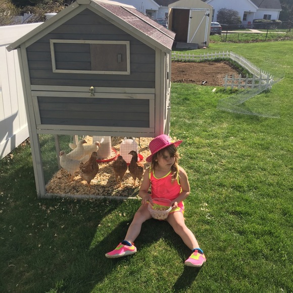 Meet your Posher - Picture 2 of 3