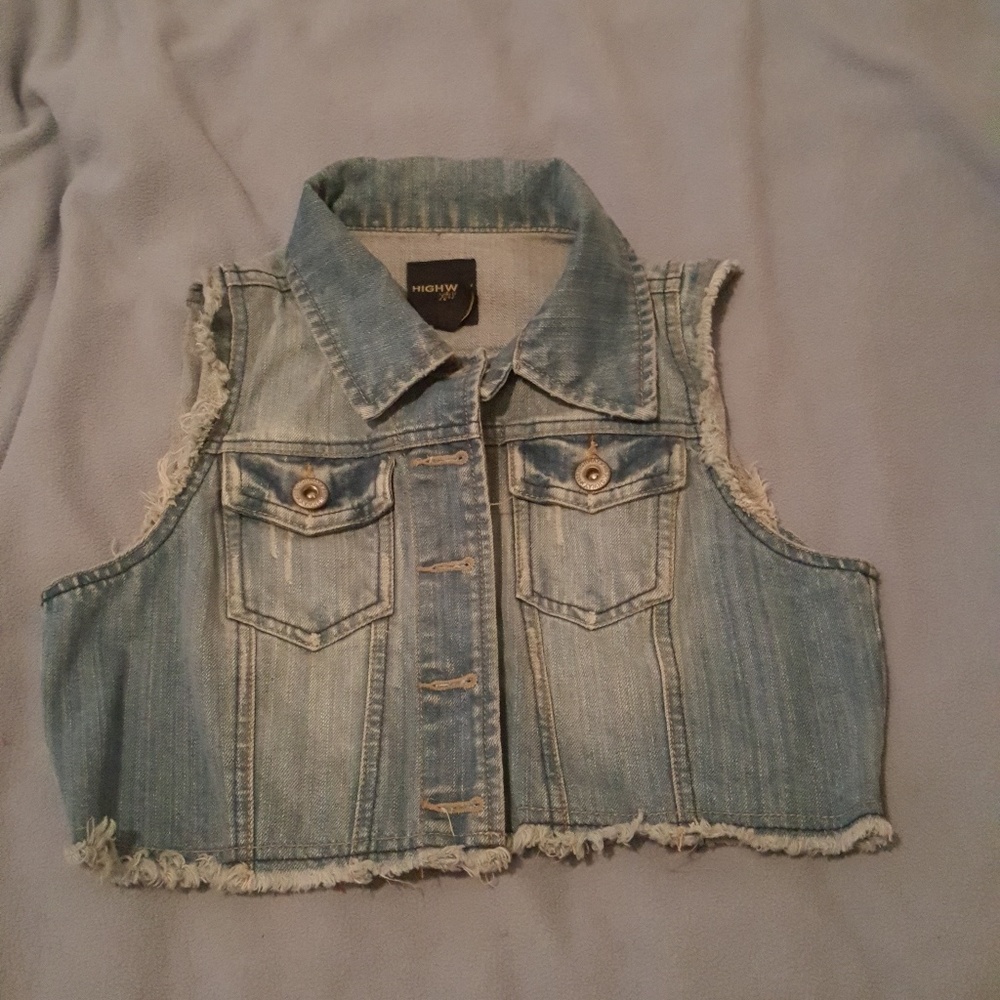Short Denim vest