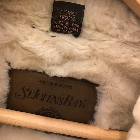 Bomber Leather jacket - Picture 3 of 6